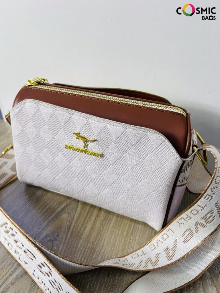 Daisu Crossbody- White